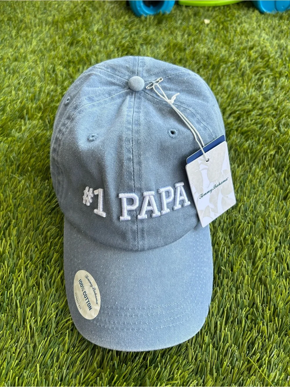 Tommy Bahama men’s  Light Blue '#1 PAPÁ' Baseball Cap